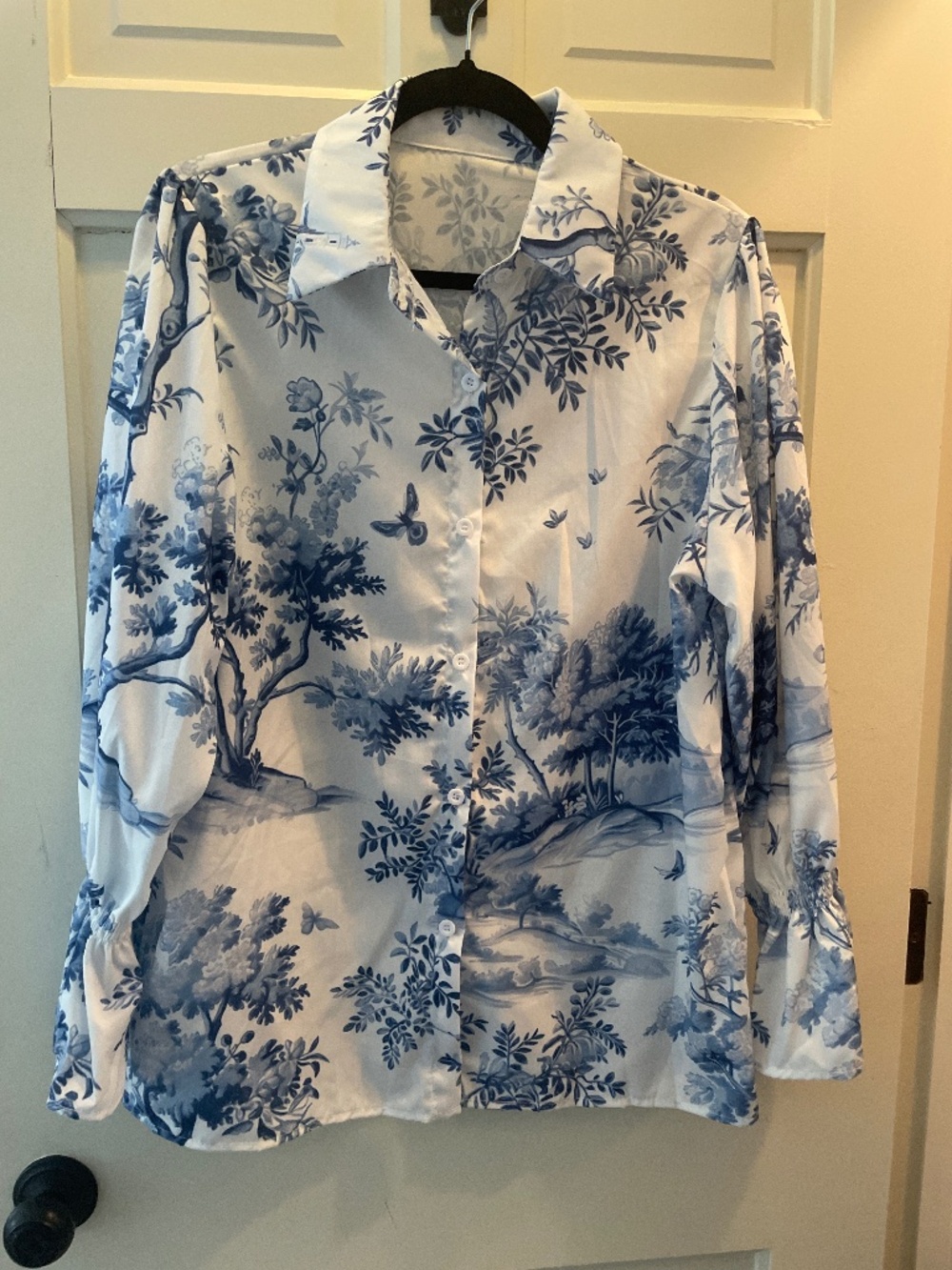 Retro toile printed blouse